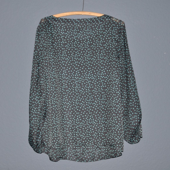 3/$20 ANN TAYLOR Polka Dot Sheer 3/4 Sleeve Blouse - Picture 4 of 8
